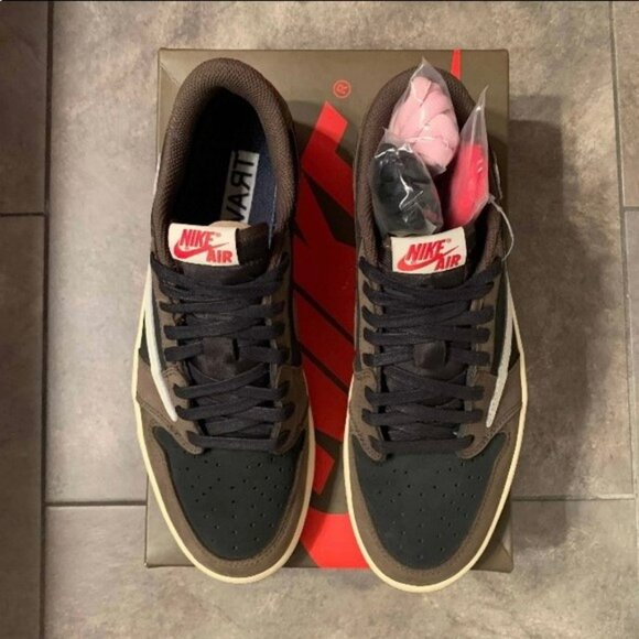 Travis Scott X Air Jordan 1 Retros Low OG Mocha - Picture 1 of 6